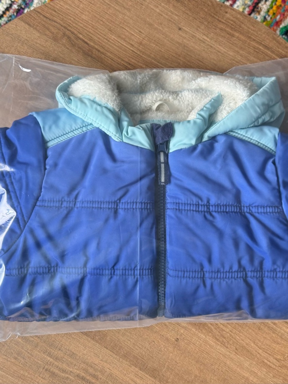 ✝️ Cat & Jack | LIKE NEW • Blue Ombre Puffer Jacket • 4T - Picture 7 of 7
